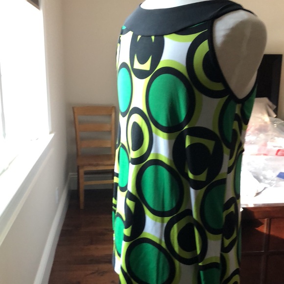 Retro Top - Picture 2 of 3